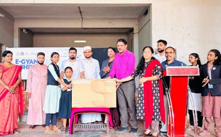 കൈതപ്പൊയിൽ സ്‌കൂളിലെ രണ്ട് ക്ലാസ്സ് റൂമുകൾ ഡിജിറ്റലാക്കി മർകസ് ലോ കോളേജ് വിദ്യാർത്ഥികൾ