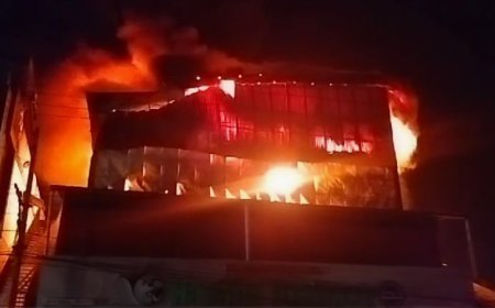 കുന്നംകുളത്ത് വൻ തീപിടിത്തം.