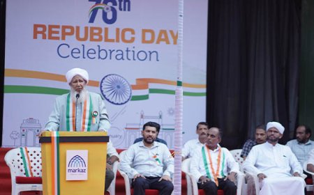 ഭരണഘടന മുന്നിൽ നിർത്തുകയെന്നതാണ് അഭിവൃദ്ധിയിലേക്കുള്ള ആദ്യപടി: ഗ്രാൻഡ് മുഫ്തി കാന്തപുരം എ പി അബൂബക്കർ മുസ്‌ലിയാർ.