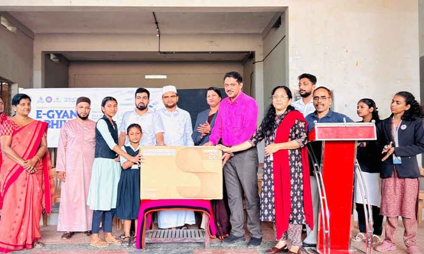 കൈതപ്പൊയിൽ സ്‌കൂളിലെ രണ്ട് ക്ലാസ്സ് റൂമുകൾ ഡിജിറ്റലാക്കി മർകസ് ലോ കോളേജ് വിദ്യാർത്ഥികൾ