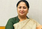 രേഖ ഗുപ്ത ഡൽഹി മുഖ്യമന്ത്രിയായി സത്യപ്രതിജ്ഞ ചെയ്ത് അധികാരമേറ്റു.