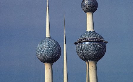 60 കഴിഞ്ഞ പ്രവാസി ജീവനക്കാര്‍ക്ക് തൊഴില്‍ വിസയിലേക്ക് മാറാം; സുപ്രധാന തീരുമാനവുമായി കുവൈറ്റ്.