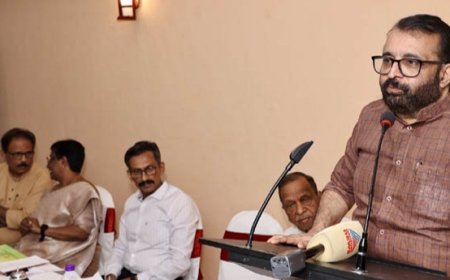 പ്രവാസി സമഗ്ര ആരോഗ്യ ഇന്‍ഷുറന്‍സ് ഈ വര്‍ഷം തന്നെയെന്ന് പി ശ്രീരാമകൃഷ്ണന്‍.