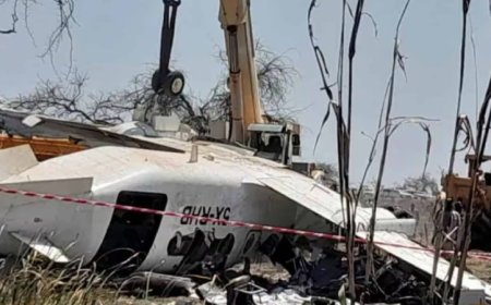 സുഡാനിൽ ജനവാസ മേഖലയിൽ സൈനിക വിമാനം തകർന്നു വീണ് സൈനികരും സാധാരണക്കാരും അടക്കം 46 പേർക്ക് ദാരുണാന്ത്യം.