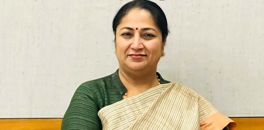 രേഖ ഗുപ്ത ഡൽഹി മുഖ്യമന്ത്രിയായി സത്യപ്രതിജ്ഞ ചെയ്ത് അധികാരമേറ്റു.