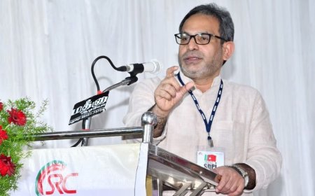 എസ്.ഡി.പി.ഐ ദേശീയ പ്രസിഡന്റ് എം.കെ. ഫൈസിയെ  ഇ ഡി അറസ്റ്റ് ചെയ്തു.