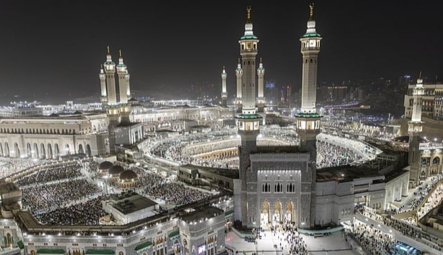 മക്കയിലെ ഗ്രാൻഡ് മോസ്കിന്റെ പ്രതിമാസ വൈദ്യുതി ബിൽ 15 മില്യൺ സൗദി റിയാൽ.