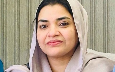 അൽ ഐനിലുണ്ടായ വാഹനാപകടത്തിൽ മലയാളി യുവതി മരിച്ചു.