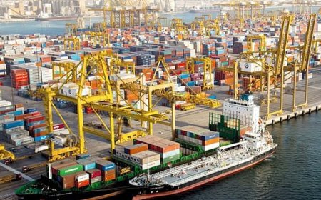 2024 ൽ യുഎഇ വിദേശ വ്യാപാരം 5.23 ട്രില്യൺ ദിർഹമായി ഉയർന്നു