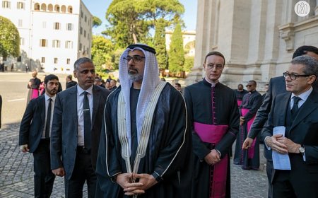 യുഎഇ പ്രസിഡന്റിനുവേണ്ടി റോമിൽ പോപ്പ് ഫ്രാൻസിസിന്റെ സംസ്കാര ചടങ്ങിൽ ഷെയ്ഖ് ഖാലിദ് പങ്കെടുത്തു