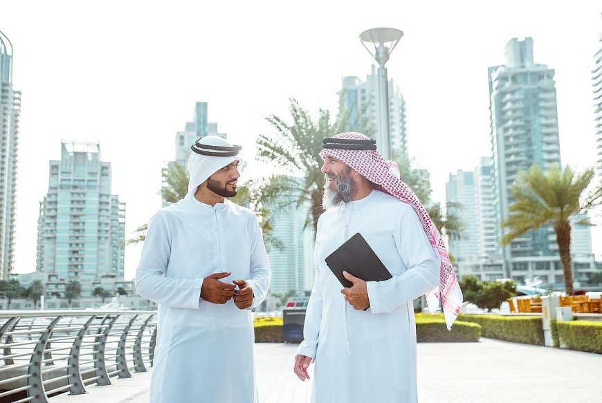 മാധ്യമങ്ങളിൽ യുഎഇയിലെ വിദേശികൾക്ക് പ്രാദേശിക ഭാഷാ നിരോധനം.