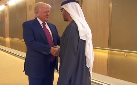 യുഎഇ സന്ദർശനത്തിനായി അബുദാബിയിലെത്തിയ യുഎസ് പ്രസിഡന്റ് ട്രംപിനെ യുഎഇ പ്രസിഡന്റ് സ്വീകരിച്ചു.