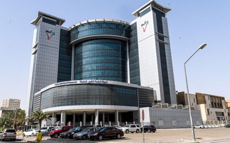 കുവൈറ്റിൽ വർക്ക് പെർമിറ്റുകൾക്ക് 150 കെ.ഡി നിർബന്ധമാക്കി.