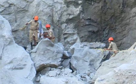 കോന്നി പാറമട അപകടം ഒരാളുടെ മൃതദേഹം കണ്ടെത്തി.