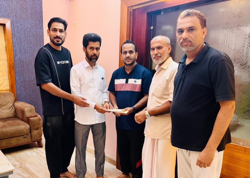 ഖത്തർ കെഎംസിസി യുടെ സാന്ത്വനം; നിർധനരായ വിദ്യാർത്ഥിക്കുള്ള ധന സഹായം വിതരണം ചെയ്തു.