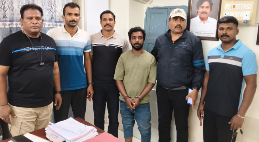 കാസർഗോഡ് ചൂരി പള്ളിയിൽ മോഷണം നടത്തിയ പ്രതിയെ ആന്ധ്രയിലെ വീട്ടിൽ നിന്നും പോലീസ് പിടികൂടി.