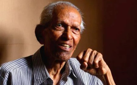 എം കെ സാനു മാസ്റ്റർ അന്തരിച്ചു.