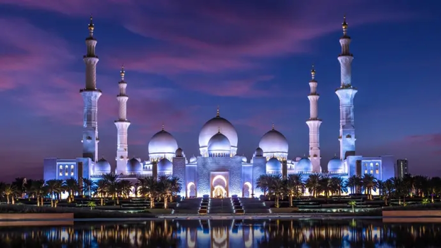 ഷെയ്ഖ് സായിദ് ഗ്രാൻഡ് മോസ്‌കിന് മിഡിൽ ഈസ്റ്റിൽ ഒന്നാം സ്ഥാനവും ആഗോളതലത്തിൽ എട്ടാം സ്ഥാനവും.
