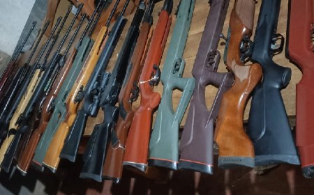 മലപ്പുറം എടവണ്ണയിൽ വൻ ആയുധവേട്ട; ഒരാൾ അറസ്റ്റിൽ.