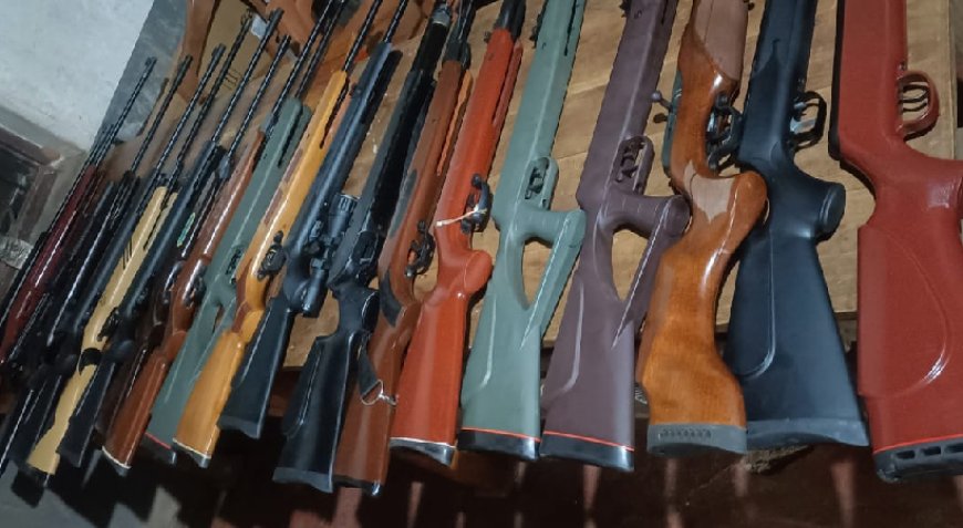 മലപ്പുറം എടവണ്ണയിൽ വൻ ആയുധവേട്ട; ഒരാൾ അറസ്റ്റിൽ.