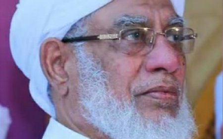 പ്രമുഖ ഇസ്ലാമിക പണ്ഡിതൻ കെ.കെ അഹമ്മദ് കുട്ടി മുസ്ലാർ കട്ടിപ്പാറ അന്തരിച്ചു.