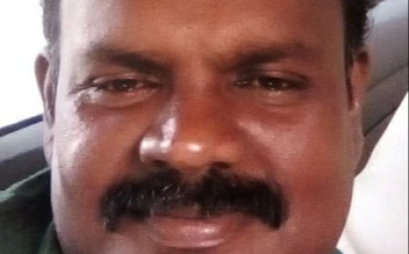 അരൂരില്‍ മേല്‍പ്പാലത്തിന്റെ ഗര്‍ഡറുകള്‍ തകര്‍ന്നുവീണ് അപകടം. പിക്കപ്പ് വാന്‍ ഡ്രൈവര്‍ക്ക് ദാരുണാന്ത്യം.