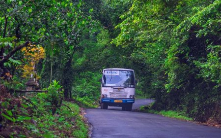 കെ എസ് ആർ ടി സി ഉല്ലാസയാത്ര.