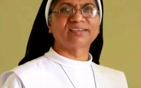 മുഖ്യമന്ത്രിയെ കൊലപ്പെടുത്താൻ ആഹ്വാനം; കന്യാസ്ത്രീ ടീന ജോസിനെതിരെ ഡിജിപിക്ക് പരാതി.