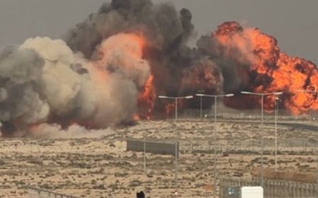 ദുബായ് എയർഷോയ്ക്കിടെ തേജസ് യുദ്ധവിമാനം തകർന്നുവീണു; പൈലറ്റിനു ദാരുണാന്ത്യം.