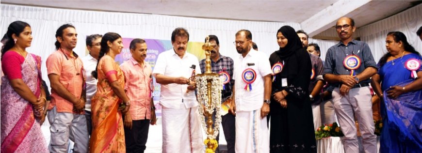 കാസർകോട് ഉപജില്ല സ്കൂൾ കലോത്സവത്തിന്ന് തുടക്കമായി.