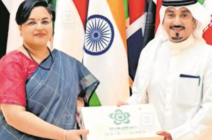 കുവൈറ്റിലെ ഇന്ത്യൻ സ്ഥാനപതി അധികാരമേറ്റു