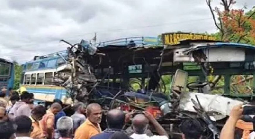 തമിഴ്നാട് തെങ്കാശി ജില്ലയിൽ സ്വകാര്യ ബസ്സുകൾ കൂട്ടിയിടിച്ചുണ്ടായ അപകടത്തിൽ 6 പേർ മരിച്ചു. 36 പേർക്ക് പരിക്ക്.