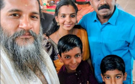 യേശുദാസ് എഴുത്തിനിരുത്തി, വിജയിക്കു മുന്നിൽ കീർത്തനം പാടി ആത്മനിർവൃതിയിൽ അഭയ് പ്രഭാകർ