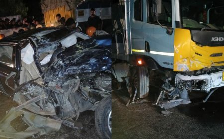 ചട്ടഞ്ചാൽ ബിഎംഡബ്ല്യു കാറും ലോറിയും കൂട്ടിയിടിച്ച് രണ്ടുപേരുടെ നില ഗുരുതരം