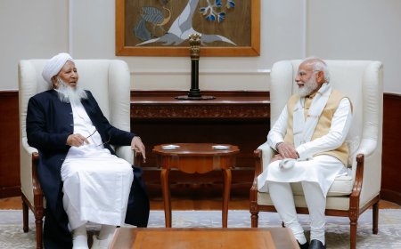 പ്രധാനമന്ത്രിയുമായി കാന്തപുരം എ പി അബൂബക്കർ മുസ്ല്യാർ കൂടിക്കാഴ്ച നടത്തി