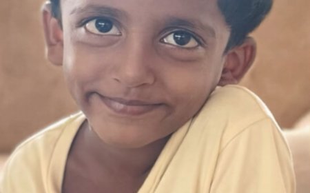 9 വയസ്സുകാരൻ മാതാവിന്റെ മുമ്പിൽ വെച്ച് കാറിടിച്ചു മരിച്ചു