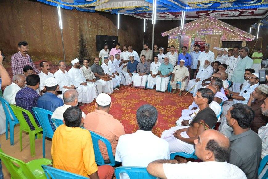 വയനാട്ട്കുലവൻ തെയ്യം കെട്ട് മഹോത്സവം; മതസൗഹാർദ്ദത്തിന്റെ നേർസാക്ഷ്യമായി ഇഫ്താർ സംഗമം