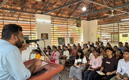 നവോത്ഥാനത്തിന്റെ ശംഖൊലികൾ മലയാളത്തിന്റെ മികച്ച കഥകൾ; സന്തോഷ് ഏച്ചിക്കാനം