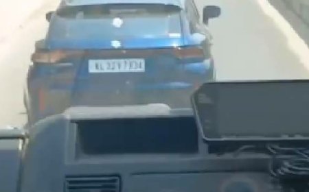 ഫയർ ആൻഡ് റെസ്ക്യു വാഹനത്തിന് വഴി നൽകാത്ത കാറുടമയ്ക്കെതിരെ  നടപടി; ലൈസൻസ് സസ്പെന്റ് ചെയ്തു