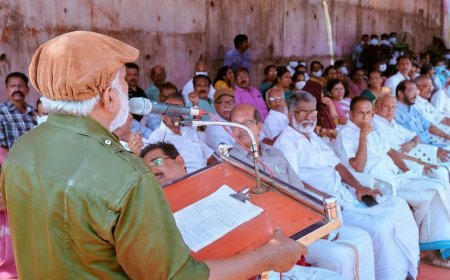 നീലേശ്വരം മാർക്കറ്റ് ജംഗ്ഷനിൽ മൺമതിൽ നിർമ്മാണത്തിനെതിരെ രാപ്പകൽ സമരം ആരംഭിച്ചു