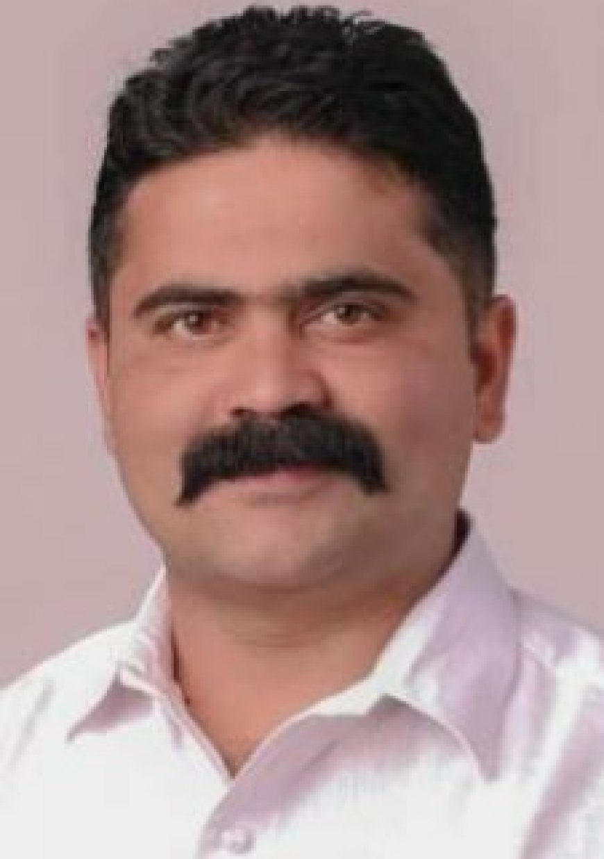 പീഡനക്കേസിൽ പ്രതിയായ പ്രശോഭിൻ്റെ മുൻകൂർ ജാമ്യാപേക്ഷ തള്ളി