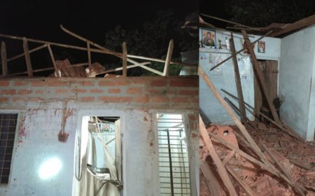 വീട് തകർന്നു വീണു; കുടുംബം പരിക്കേൽക്കാതെ രക്ഷപ്പെട്ടു