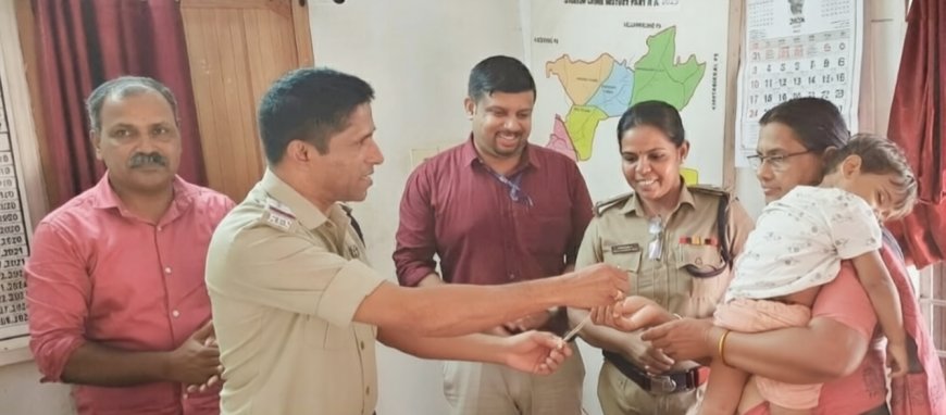 കളഞ്ഞു കിട്ടിയ രണ്ടു പവൻ സ്വർണ്ണ മാല തിരികെയേൽപ്പിച്ച് യുവാവ് മാതൃകയായി