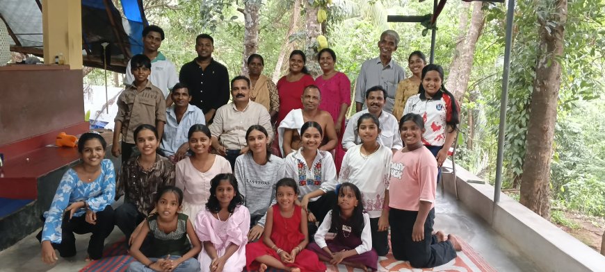 വായനയുടെ വെളിച്ചത്തിൽ തെയ്യക്കഥകൾ; കുട്ടികൾക്ക് വേറിട്ട അനുഭവമായി ‘ചിലമ്പൊലി’