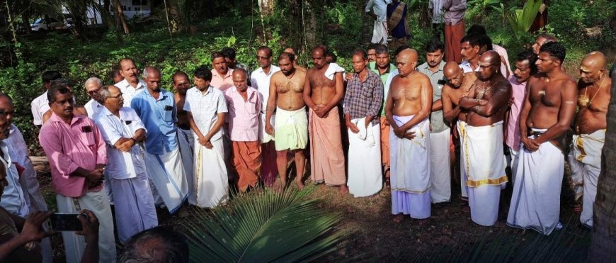 ഓലകൊത്തി; മന്നൻപുറത്ത് കാവ് കലശ മഹോത്സവത്തിന് ആരവമുയർന്നു