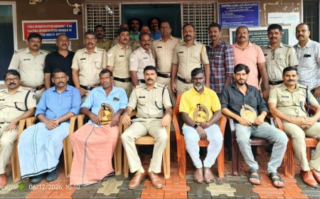 മോഷ്ടാക്കളെ പിടികൂടാന്‍ സഹായിച്ചവര്‍ക്ക് അമ്പലത്തറ പൊലീസിന്റെ ആദരം