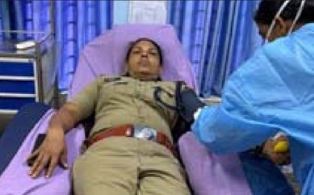 ലോക രക്തദാന ദിനം; മാതൃകാ പ്രവർത്തനവുമായി നീലേശ്വരം ജനമൈത്രി പോലീസ്