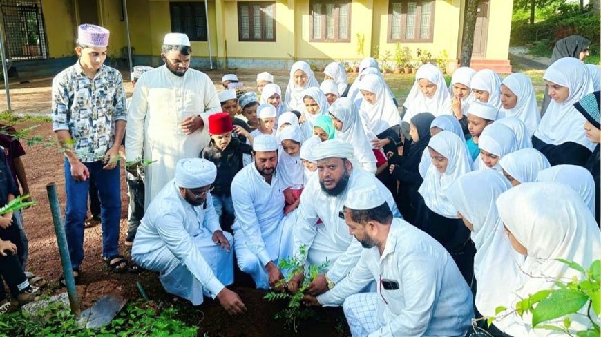 പരിസ്ഥിതി ദിനം ആചരിച്ച് തോട്ടം ഇൻശാഉൽ ഇസ്ലാം മദ്റസ