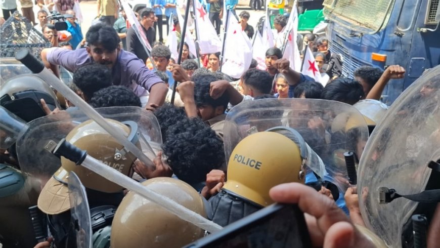 നീറ്റ് ക്രമക്കേടിലും, വിദ്യാർത്ഥിനി ഐജയുടെ മരണത്തിലും അന്വേഷണം ആവശ്യപ്പെട്ട് എസ്‌എഫ്‌ഐ പ്രതിഷേധം ലാത്തിച്ചാർജ്ജിൽ കലാശിച്ചു
