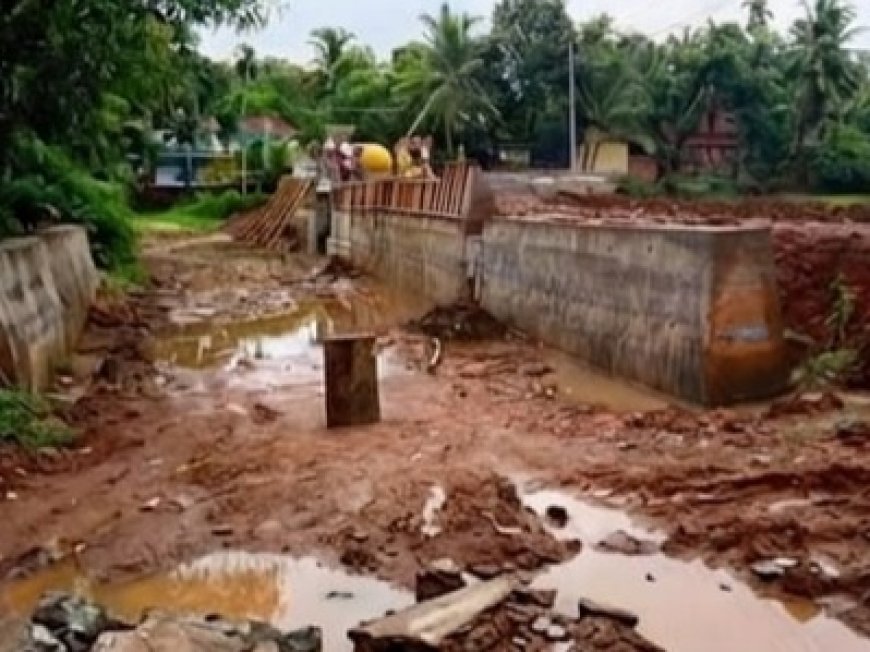ചെമ്മട്ടംവയൽ-കുറ്റിക്കാൽ റോഡ് നിർമ്മാണം വേഗത്തിലാക്കുക; പ്രതിഷേധത്തിനൊരുങ്ങി സി പി ഐ എം
